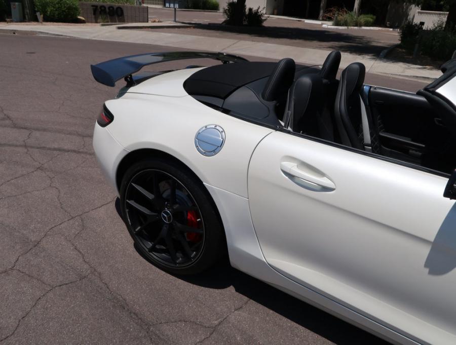 Детали экстерьера Mercedes-Benz SLS AMG GT Roadster Final Edition (R197) 2015 года  (фото 29 из 74)